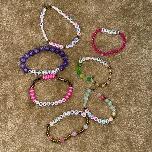 7 Taylor Swift Eras Tour Friendship Bracelets